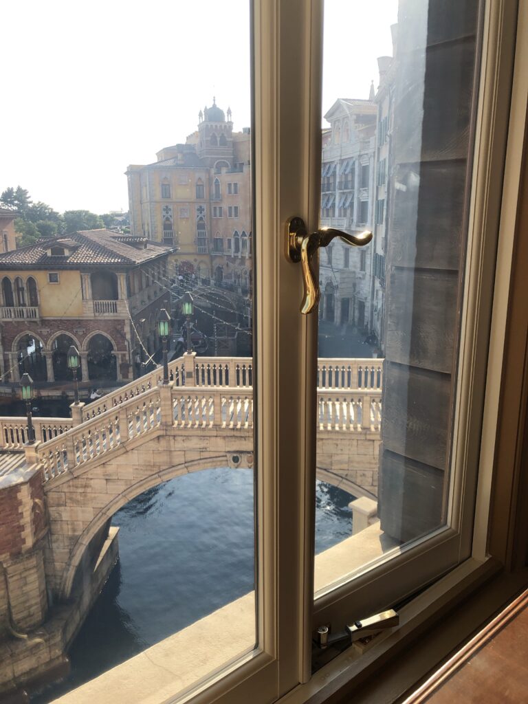 ホテルミラコスタ　客室　窓